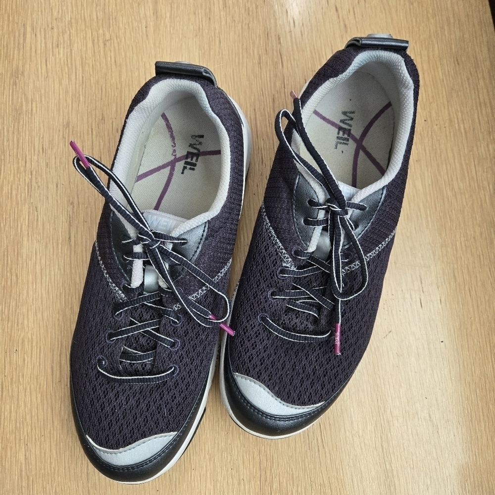 Dr. Weil Women's Shoes Size 9 Navy Gray Sneakers Orthopedic Excellent Condition